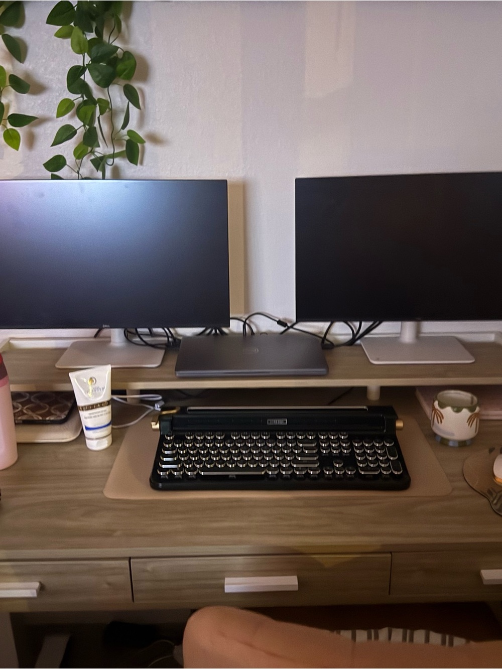 Dell Monitors